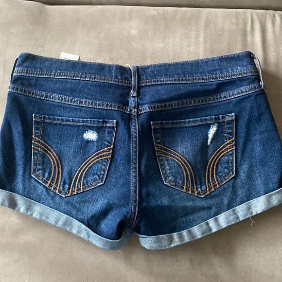 Hollister Pants - Hollister Midi denim Shorts